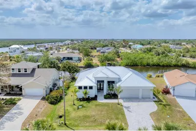 18610 Ayrshire Circle, Port Charlotte, FL 33948 - Photo 6