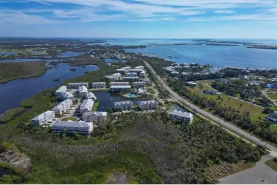 10301 Coral Landings Court #104, Placida, FL 33946 - Photo 4