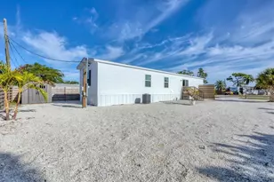 3230 Smith St, Englewood, FL 34224 - Photo 4