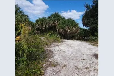 7072 Manniz Road, Port Charlotte, FL 33981 - Photo 4