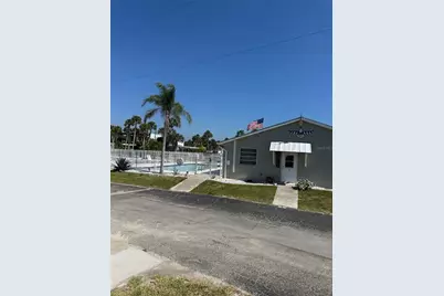 7500 Park Pointe Drive #13, Englewood, FL 34224 - Photo 6