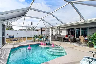 551 W Tarpon Blvd NW, Port Charlotte, FL 33952 - Photo 4