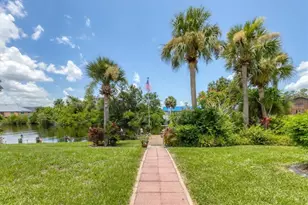 2516 Dixon Terrace, Port Charlotte, FL 33981 - Photo 32