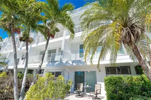 8226 Harborside Cir, Englewood, FL 34224 - Photo 2