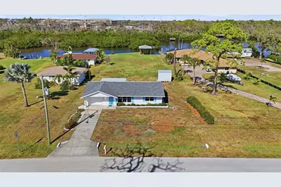 2050 Oyster Creek Drive, Englewood, FL 34224 - Photo 6