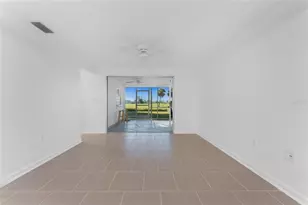 81 Oakland Hills Pl, Rotonda West, FL 33947 - Photo 10