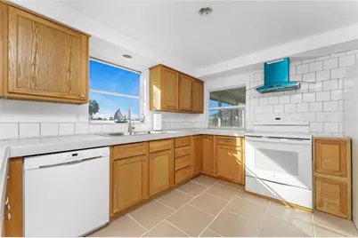 81 Oakland Hills Place, Rotonda West, FL 33947 - Photo 16