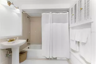 81 Oakland Hills Pl, Rotonda West, FL 33947 - Photo 24