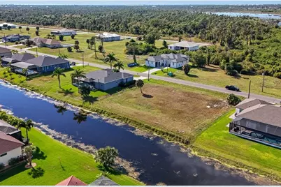 176 W Pine Valley Lane, Rotonda West, FL 33947 - Photo 6