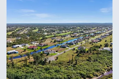 176 W Pine Valley Lane, Rotonda West, FL 33947 - Photo 2