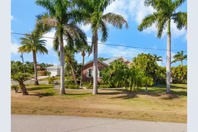 208 Antilla Drive, Rotonda West, FL 33947 - Photo 56