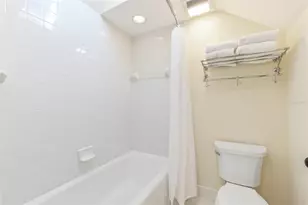 160 1st St E, Boca Grande, FL 33921 - Photo 28