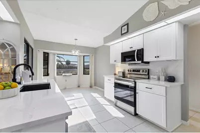 25 Bunker Court, Rotonda West, FL 33947 - Photo 4