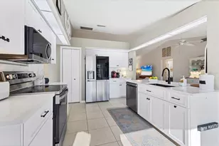 25 Bunker Ct, Rotonda West, FL 33947 - Photo 24