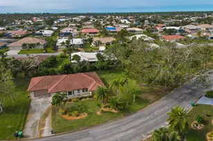 331 Oakwood Cir, Englewood, FL 34223 - Photo 26
