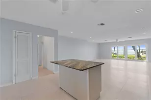 918 Edgewater Dr, Englewood, FL 34223 - Photo 14