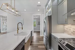 11138 Magdalena Ave, Englewood, FL 34224 - Photo 16