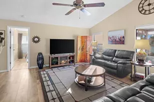 437 Cypress Forest Blvd, Englewood, FL 34223 - Photo 8