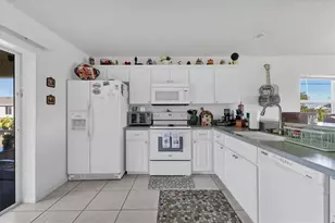 230 Rotonda Blvd W, Rotonda West, FL 33947 - Photo 18