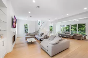 2021 20th St W, Boca Grande, FL 33921 - Photo 6