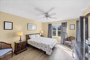 5725 Greenwood Ave, North Port, FL 34287 - Photo 12