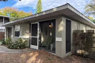 4717 Hollingsworth Ave, Sarasota, FL 34233 - Photo 2