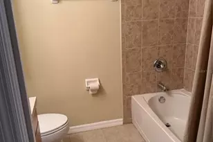 4717 Hollingsworth Ave, Sarasota, FL 34233 - Photo 12