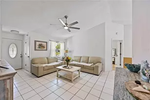 617 Sugarwood Dr, Venice, FL 34292 - Photo 10