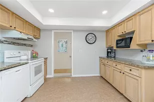 113 Annapolis Ln, Rotonda West, FL 33947 - Photo 20