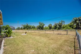 113 Annapolis Ln, Rotonda West, FL 33947 - Photo 48