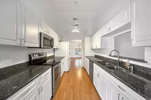 1325 Covey Ct, Venice, FL 34293 - Photo 12