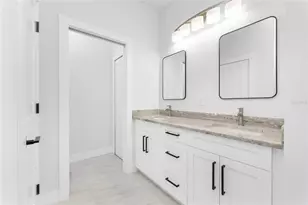 27 Bunker Ct, Rotonda West, FL 33947 - Photo 22