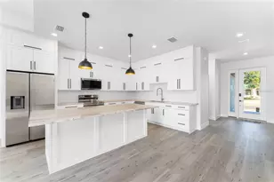 27 Bunker Ct, Rotonda West, FL 33947 - Photo 14