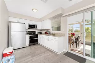 167 and 169 Golf Club Ln, Venice, FL 34293 - Photo 32