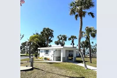 7500 Park Pointe Drive #42, Englewood, FL 34224 - Photo 8