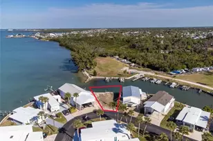 7500 Park Pointe Dr, Englewood, FL 34224 - Photo 1