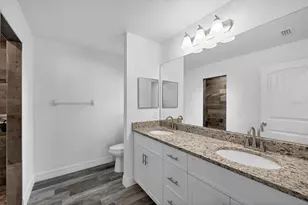 126 Glades Dr, Rotonda West, FL 33947 - Photo 6