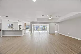 717 Carnoustie Terrace, Venice, FL 34293 - Photo 12