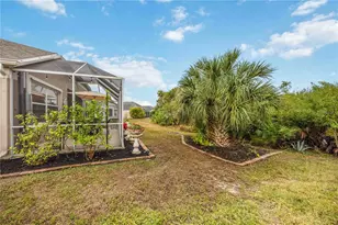 271 Fareham Dr, Venice, FL 34293 - Photo 42