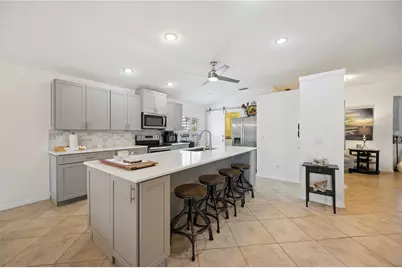 271 Fareham Drive, Venice, FL 34293 - Photo 18