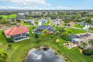 15 Medalist Terrace, Rotonda West, FL 33947 - Photo 4