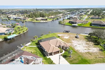 15180 Alsask Circle, Port Charlotte, FL 33981 - Photo 4