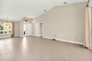 8479 Creekview Ln, Englewood, FL 34224 - Photo 12