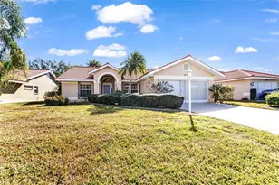 8479 Creekview Ln, Englewood, FL 34224 - Photo 2