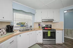 3303 Blue Jay Ln, Englewood, FL 34224 - Photo 10