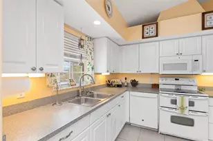 125 Baldwin Ct SE, Port Charlotte, FL 33952 - Photo 14