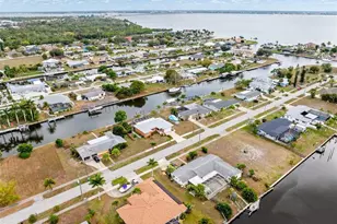 125 Baldwin Ct SE, Port Charlotte, FL 33952 - Photo 40