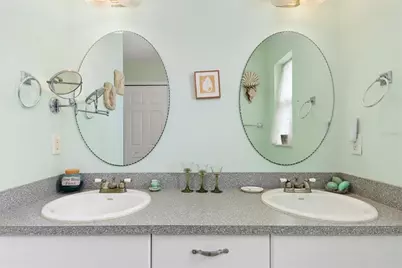 125 Baldwin Court SE, Port Charlotte, FL 33952 - Photo 18