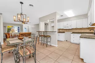 194 Caddy Rd, Rotonda West, FL 33947 - Photo 10