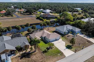 2490 Como St, Port Charlotte, FL 33948 - Photo 6